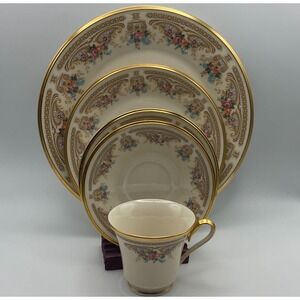Lenox Versailles 5 Piece Place Setting (s) Dinner Plate‎ Salad Bread Teacup